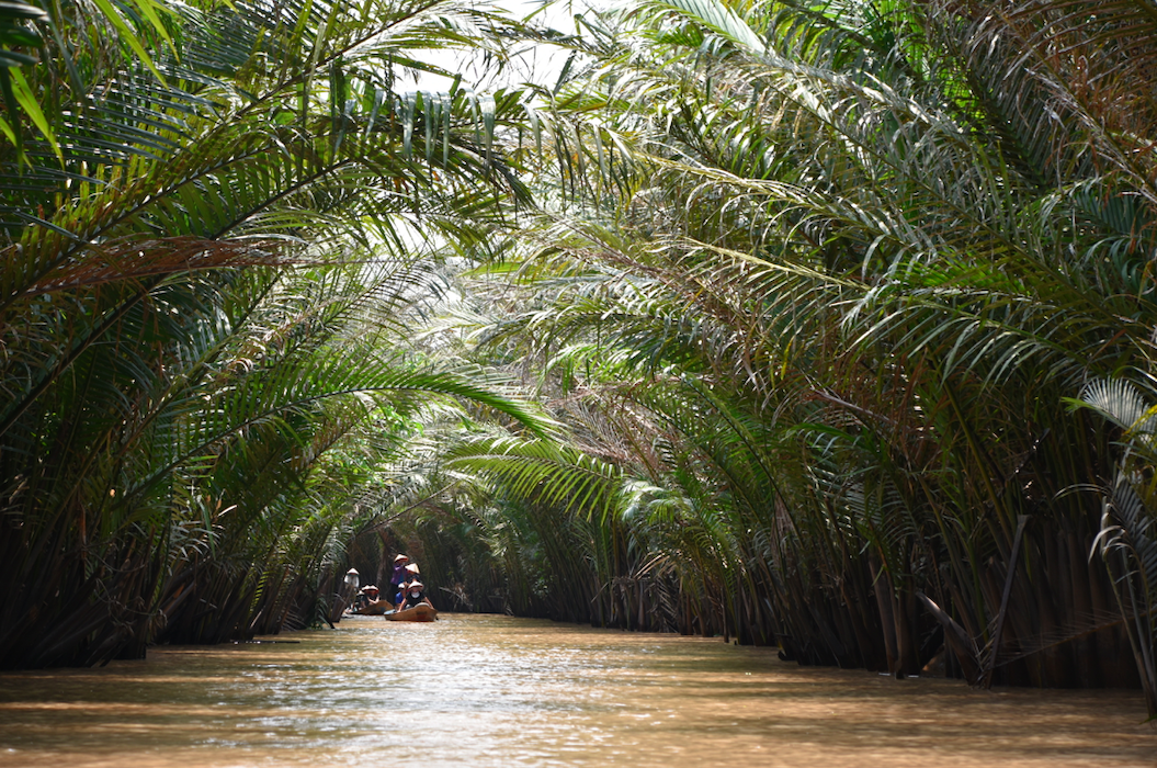 Traveller Tales - Vietnam at a Glance