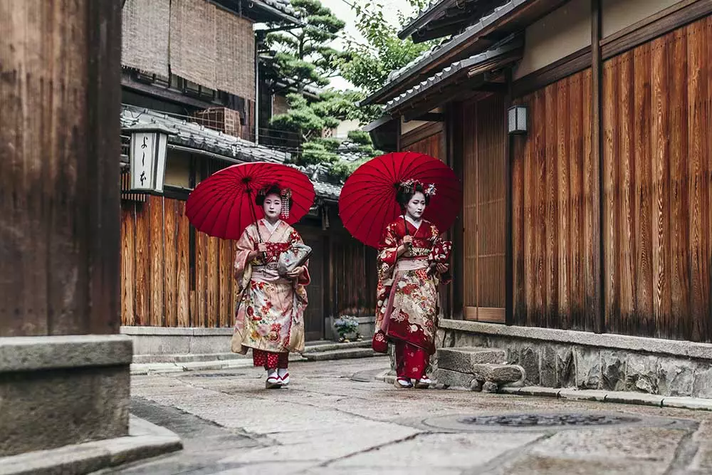 Traditionally, where are you most likely to see Geisha in Japan?