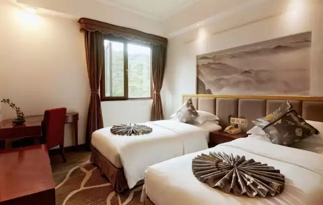 Shilin Hotel