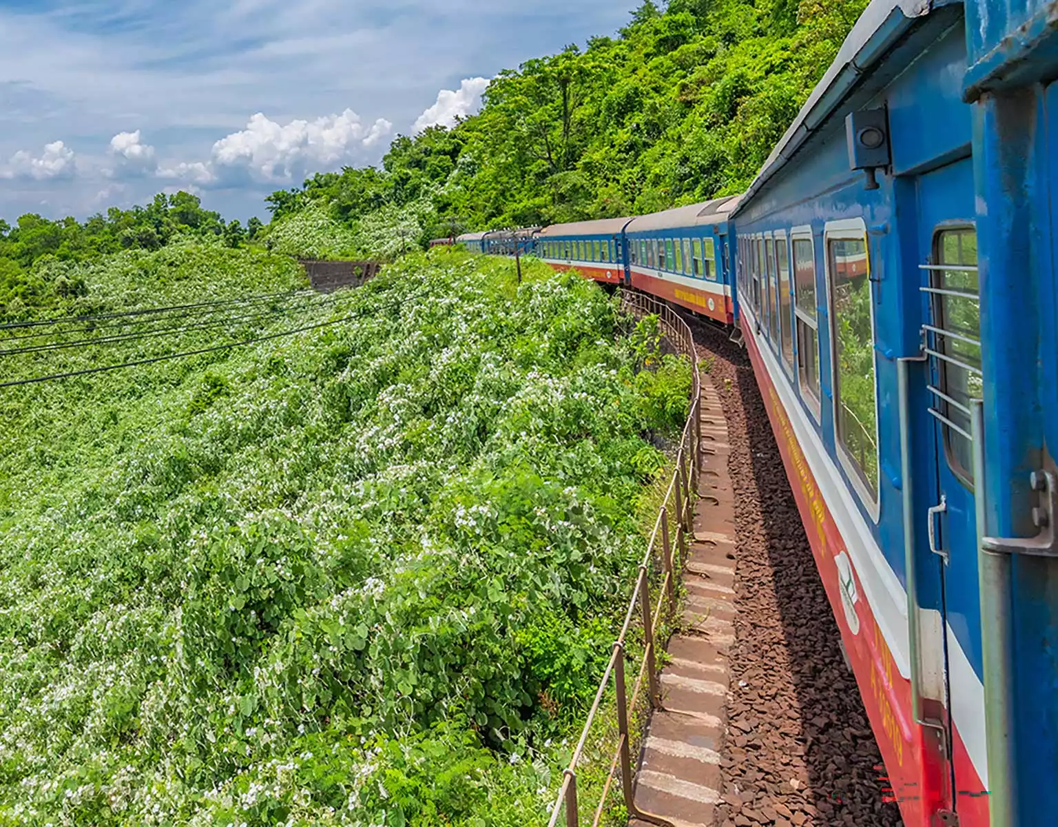 Travelling by Train in Vietnam 