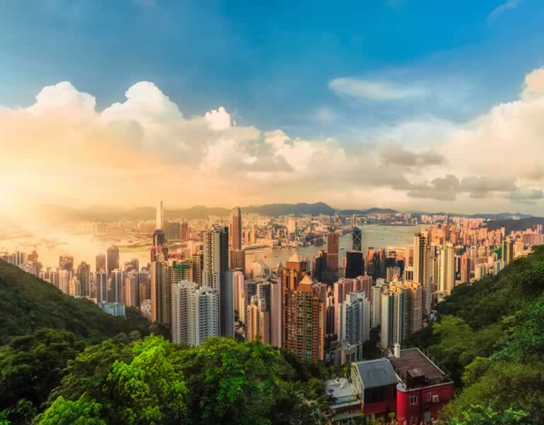2. FREE flights & FREE Hong Kong Stopover